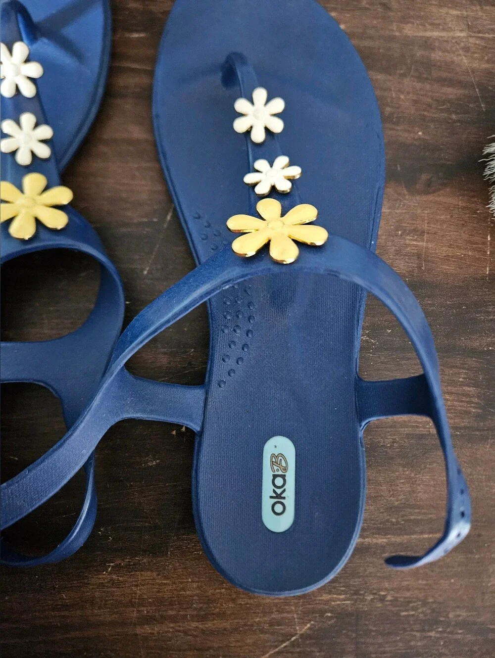 OKA-B Neptune Slingback Jelly Thong Sandals Navy With Flower Charms Size 9